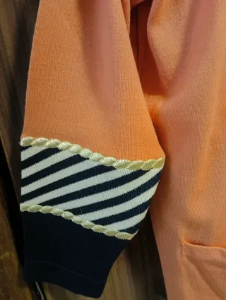 2 Cardigan arancione con bordi blu