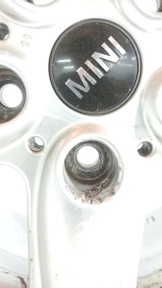 LLANTA MINI COUNTRYMAN (R60) (7)