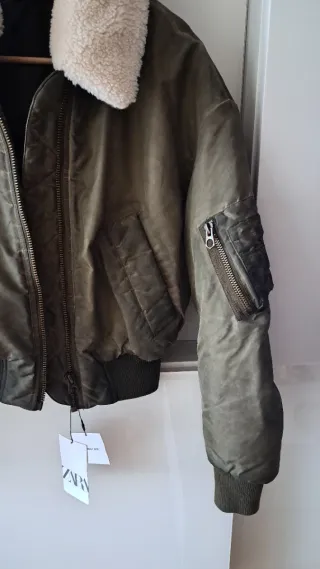 Cazadora Zara Bomber Cropped XS