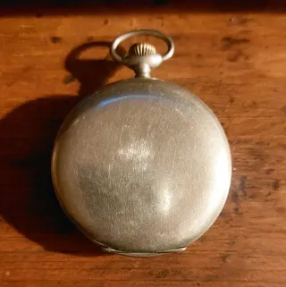 Orologio da tasca meccanico antico