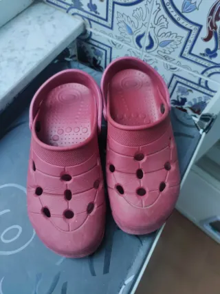 Zuecos Salus Clement Súper Ligeros