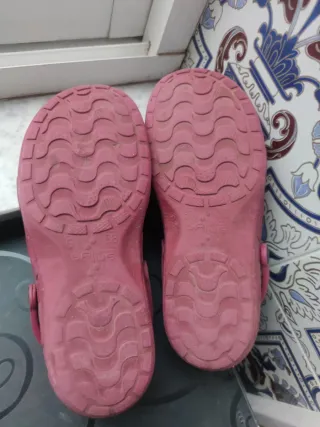 Zuecos Salus Clement Súper Ligeros