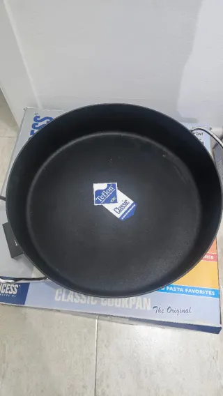 Olla Eléctrica Dupont Princess 2000W Teflon