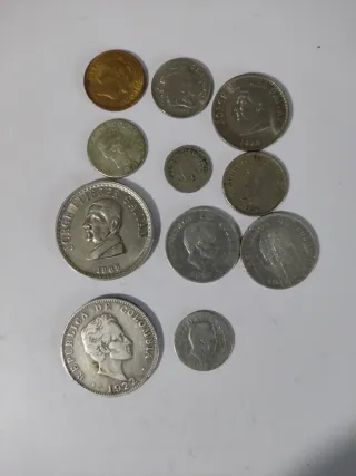 Monedas antiguas de Colombia, siete de plata