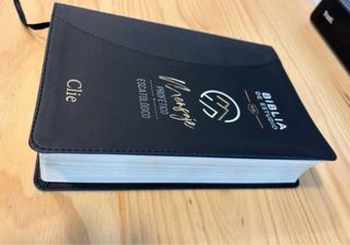 Biblia de Estudio RVR 1960 piel negra