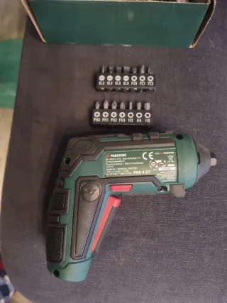 Atornillador Parkside  Recargable