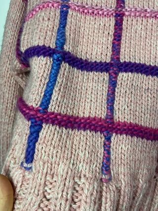 Jersey tejido a mano rosa