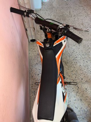 Moto eléctrica infantil Speed Lion Bipower