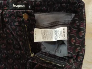 Pantalón Desigual estampado