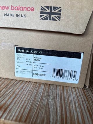 New Balance 991 v2 Negro Gris