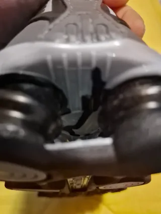 Nike Shox R4 Scarpe Uomo Nero Grigio