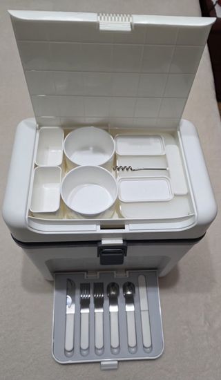 Mini nevera portátil blanca