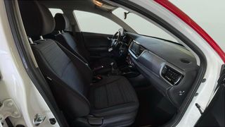 Kia Stonic 1.0 T-GDi Concept 88 kW (120 CV)