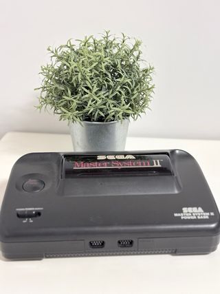 Master System II con 2 mandos