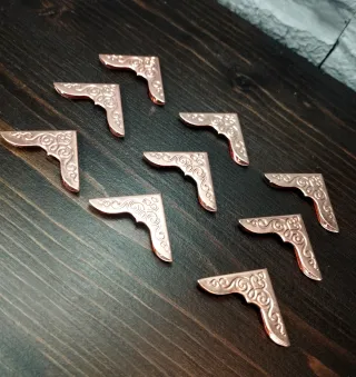 Lotto Pz. L9 Angolieri Metallo Decorativi