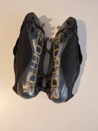 Botas fútbol Adidas Predator gama alta