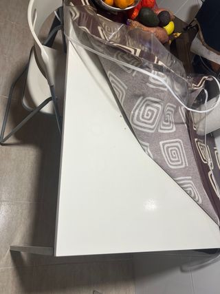 Mesa y 3 Sillas Cocina