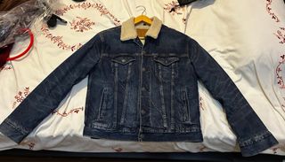 Cazadora vaquera forrada borrego