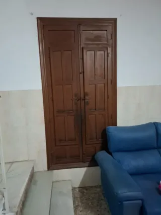 2 Ventanas de madera clásicas antiguas