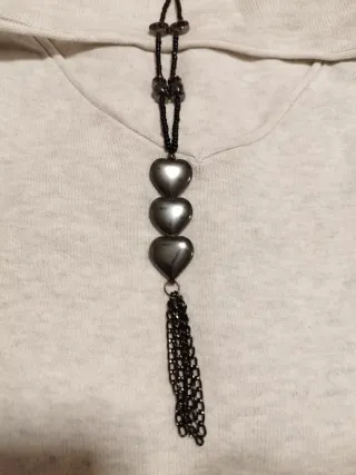 Collar Corazones Negro y Gris