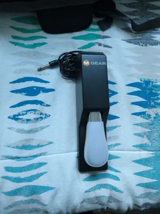 Roland GO:KEYS Teclado Portátil Rojo