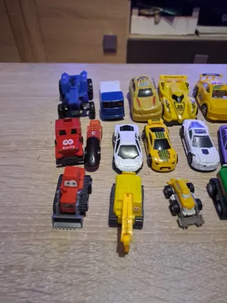 Lote de coches de juguete