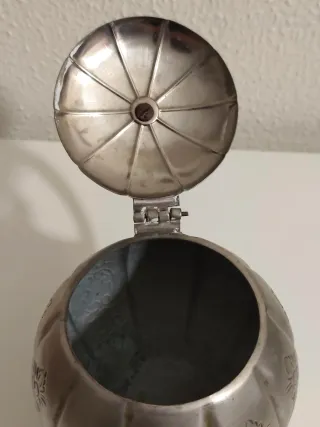 Tetera antigua estilo marroquí