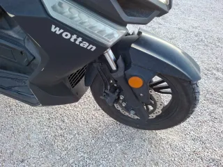 Wottan Storm 125-2019-18000km PRECIO NO NEGOCIABLE