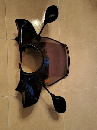 Cúpula Vespa 200 con retrovisores