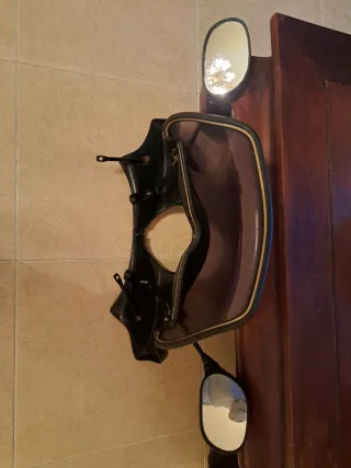 Cúpula Vespa 200 con retrovisores