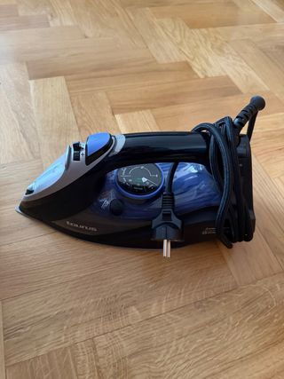 Plancha de vapor Taurus Amazing - nueva