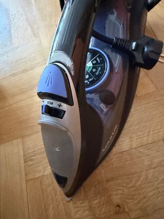 Plancha de vapor Taurus Amazing - nueva