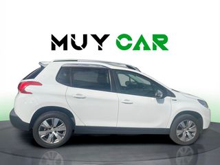 Peugeot 2008 PureTech 110 S&S Style 81 kW (110 CV)