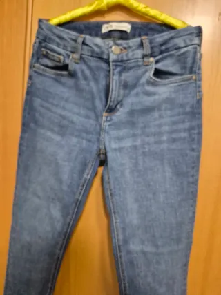 Vaqueros rectos Zara azul