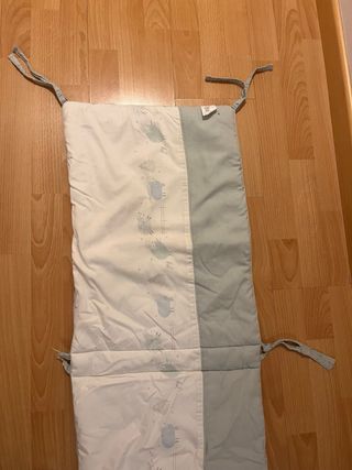 Protector de cuna con ovejas 60x120