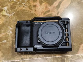 Sony A6400 con jaula Andoer