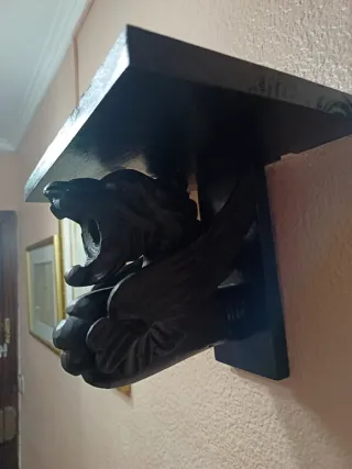 Peana tallada de madera