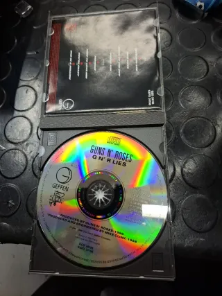 Cd Guns N' Roses "G N' R Lies