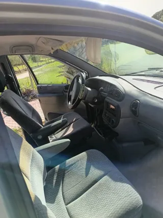 chrysler Voyager  Voyager  1998