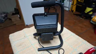 Lampara de trabajo para bateria y mechero