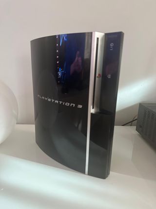 PS3 120GB + 2 mandos + Move + micros + cámara