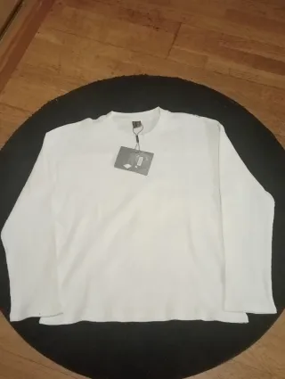 Camiseta long sleeve Derschutze manga larga