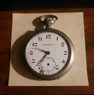 Orologio antico meccanico La Terra