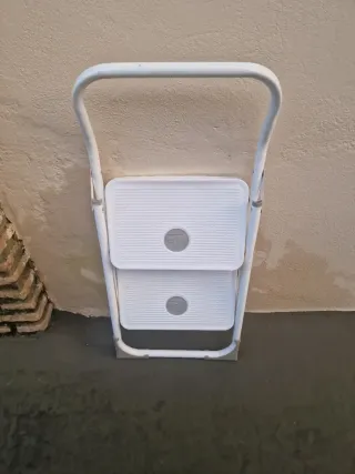 Escalera Rolser 2 peldaños