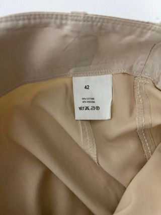 Pantaloni eleganti beige