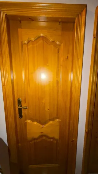 6 Puertas de madera de pino natural pulimentadas