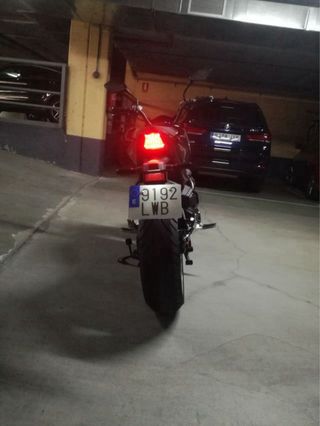 Moto Eléctrica Zitmuv Zodin Naked