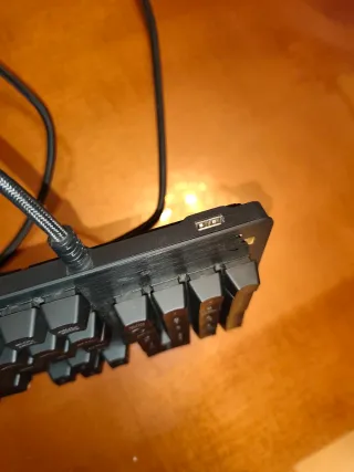 Teclado Logitech G413 CARBON (Falla)