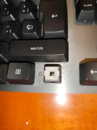 Teclado Logitech G413 CARBON (Falla)