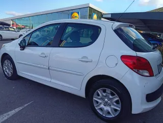 Peugeot 207 2014